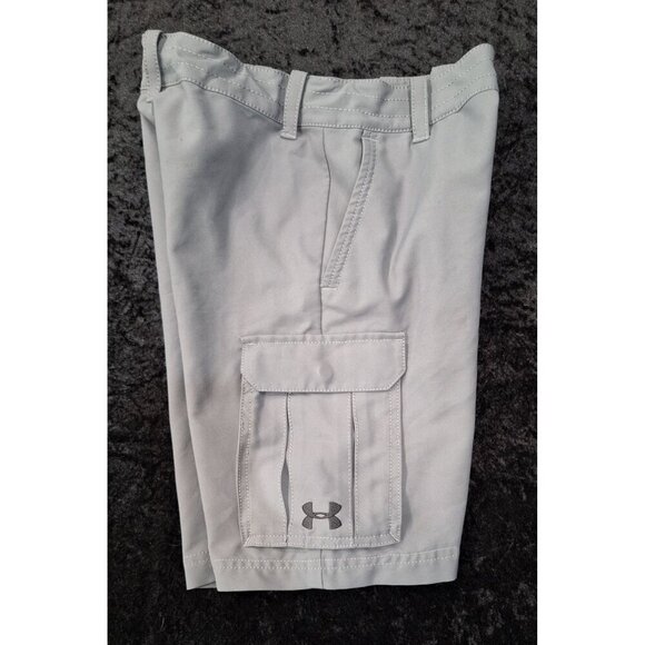 Under Armour Boys Youth Small Grey Cargo Shorts - Picture 3 of 5